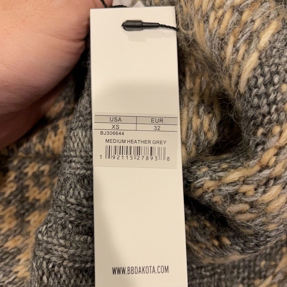 BB Dakota Fair Isle Sweater cardigan NWT - Picture 8 of 9